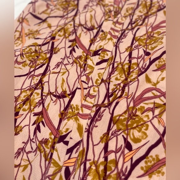 REWIND Floral Leaf Pink Mauve Tank Top Blouse Woman’s L V Neck Business Casual - Picture 11 of 12